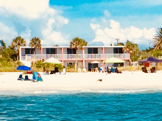 Island House Apartment Motel | 205 Casey Key Rd, Nokomis, FL 34275, USA | Phone: (941) 488-1719