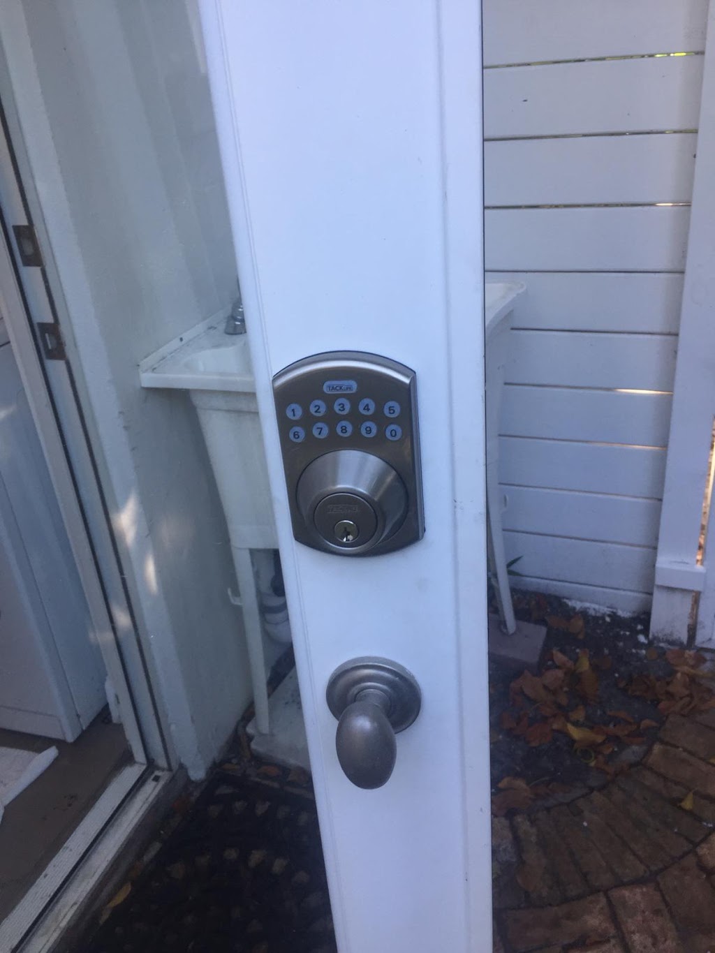 Rush Locksmith | 5221 SW 38th Way, Fort Lauderdale, FL 33312, USA | Phone: (786) 384-1425