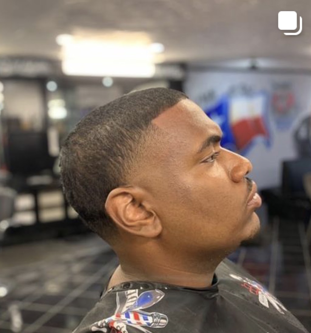 Chop n Blades barber shop | 2805 W Clarendon Dr, Dallas, TX 75211, USA | Phone: (214) 238-0541