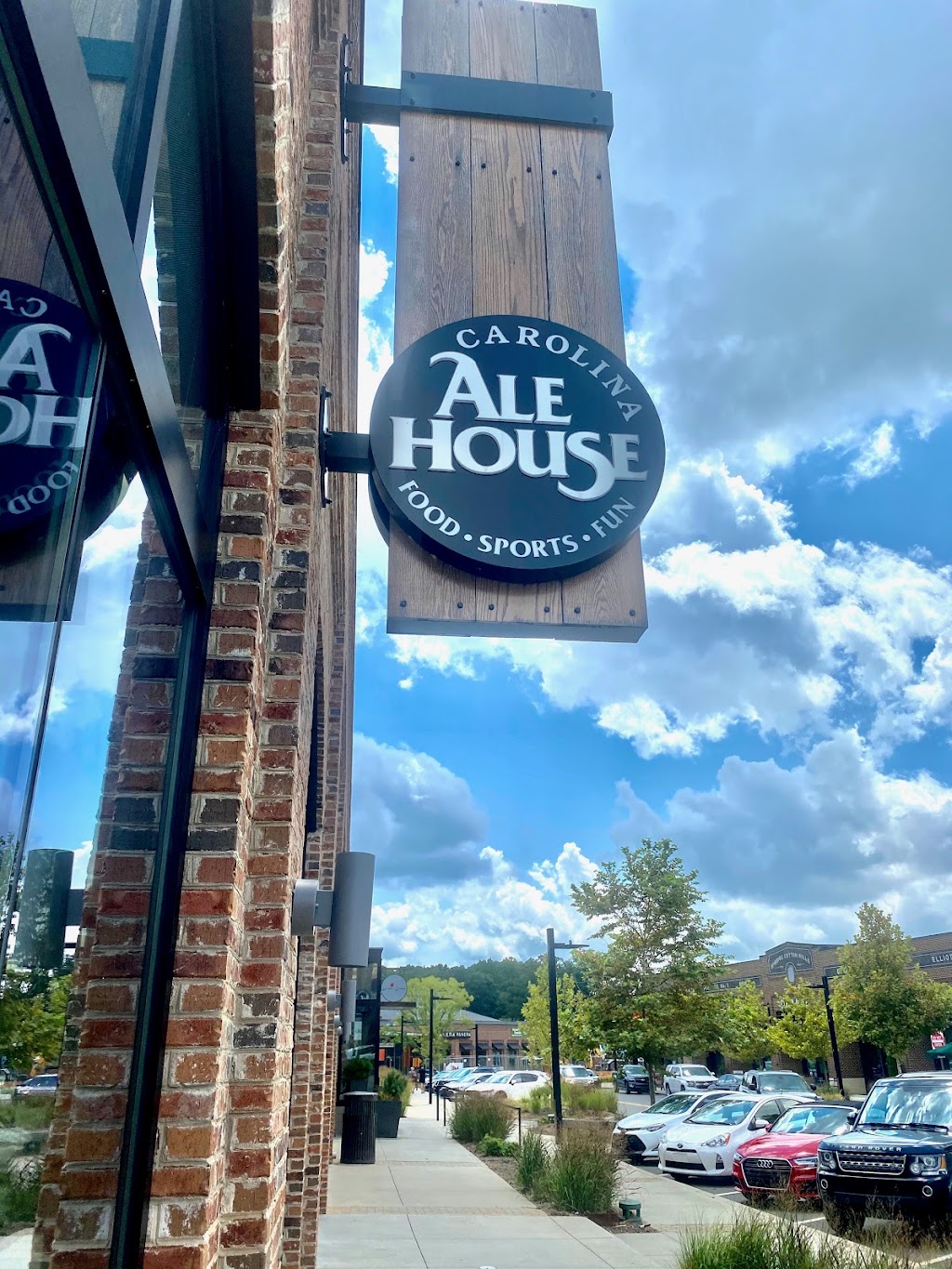 Carolina Ale House | 1342 Broadcloth St, Fort Mill, SC 29715, USA | Phone: (803) 339-1195