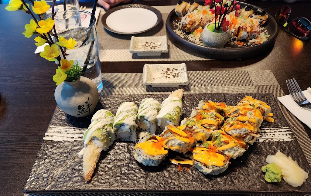 Sawa Sushi Bistro | 392 Feura Bush Rd, Glenmont, NY 12077, USA | Phone: (518) 816-0888