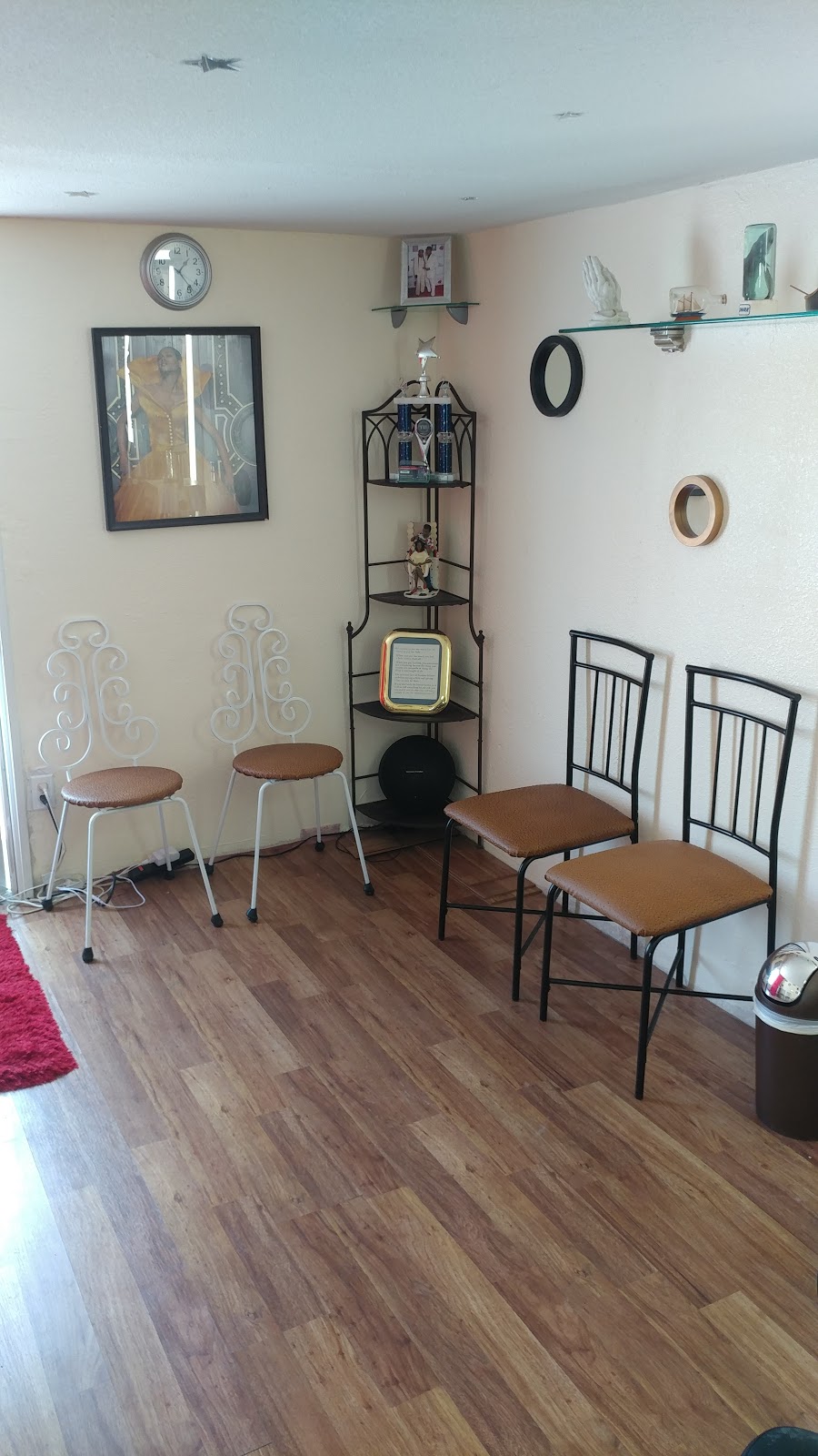 Professor the Salon | 11924 Lake June Rd, Balch Springs, TX 75180, USA | Phone: (214) 200-1730 Professor the Salon | 11924 Lake June Rd, Balch Springs, TX 75180, USA | Phone: (214) 200-1730