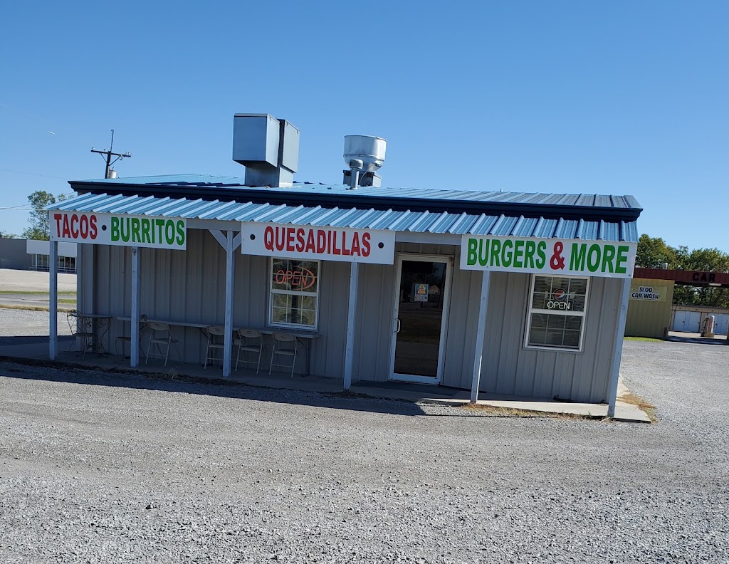 Dos Hermanas | 327 N 1st St, Chouteau, OK 74337, USA | Phone: (918) 476-4100