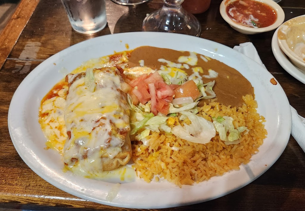 La Hacienda Mexican Restaurant | 3170 Village Shops Dr, Germantown, TN 38138 | Phone: (901) 754-7884