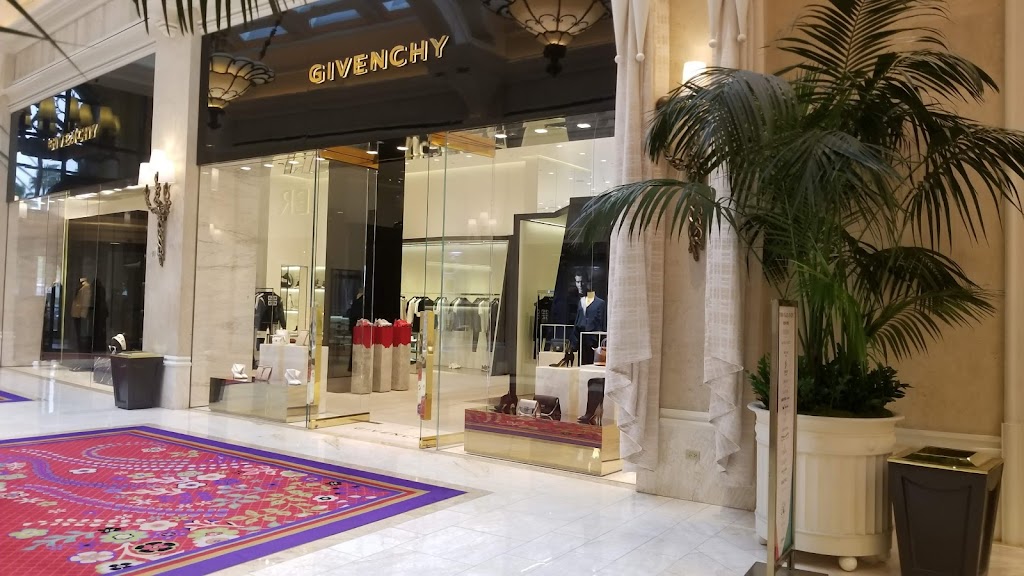 Givenchy Wynn | 3131 Las Vegas Blvd S Suite D4, Las Vegas, NV 89109, USA | Phone: (702) 737-1091