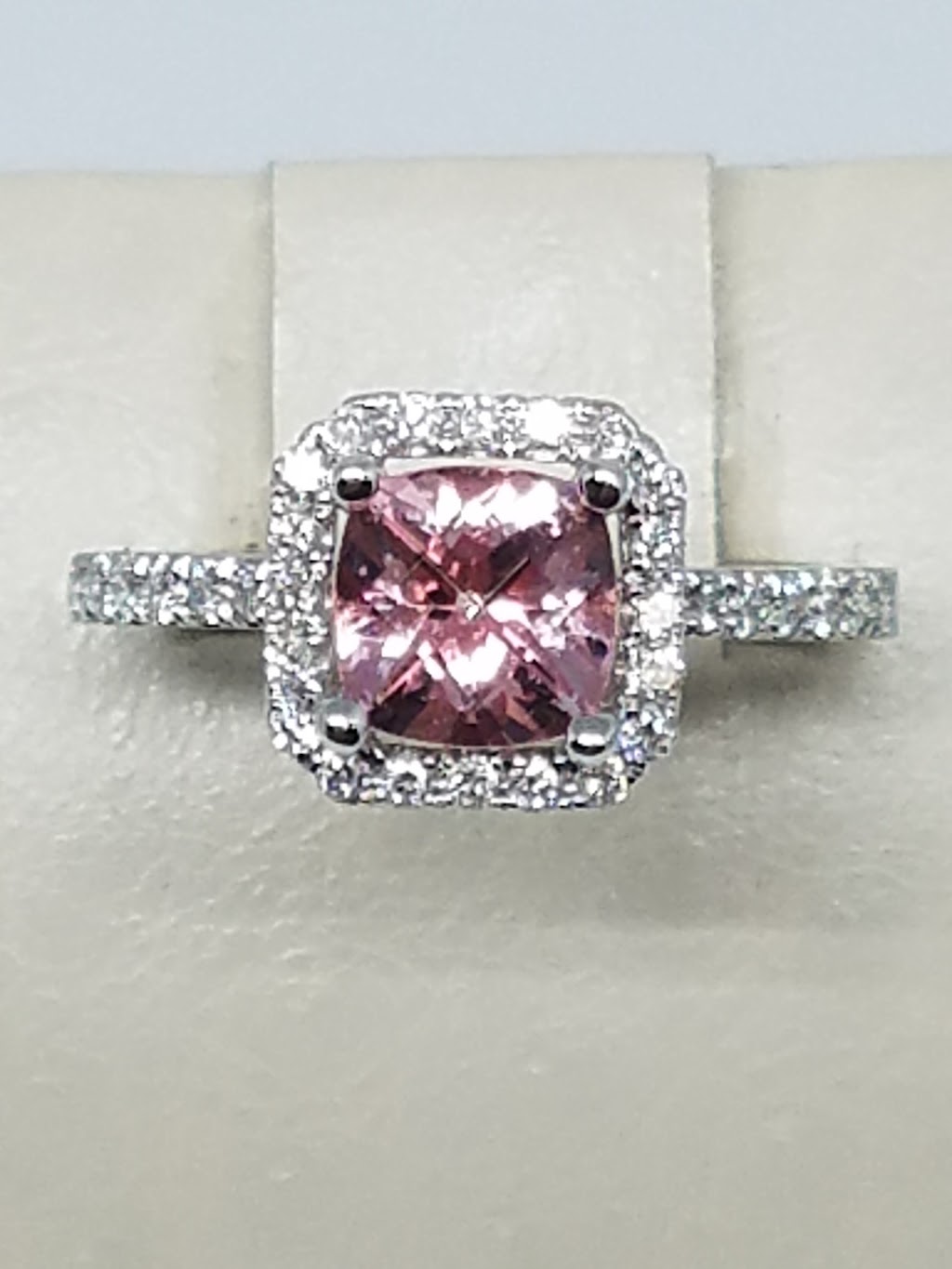 Anitas Jewelers | 2893 S Meridian Rd, Meridian, ID 83642, USA | Phone: (208) 383-4866