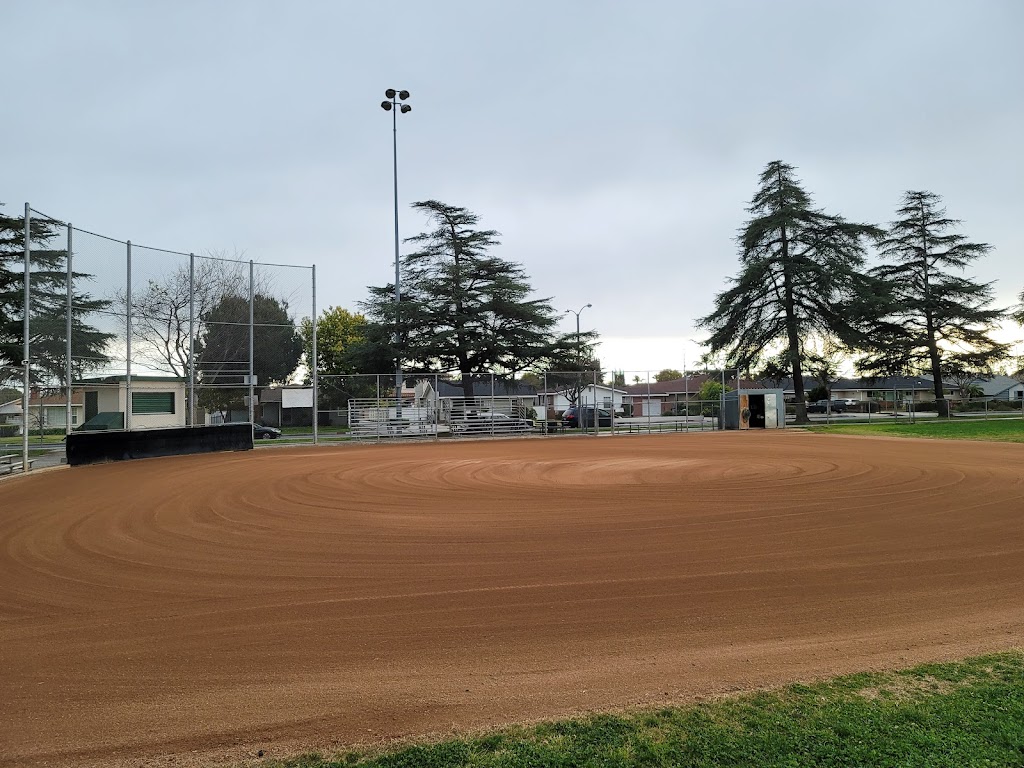 Live Oak Park | 10144 Bogue St, Temple City, CA 91780, USA | Phone: (626) 579-0461