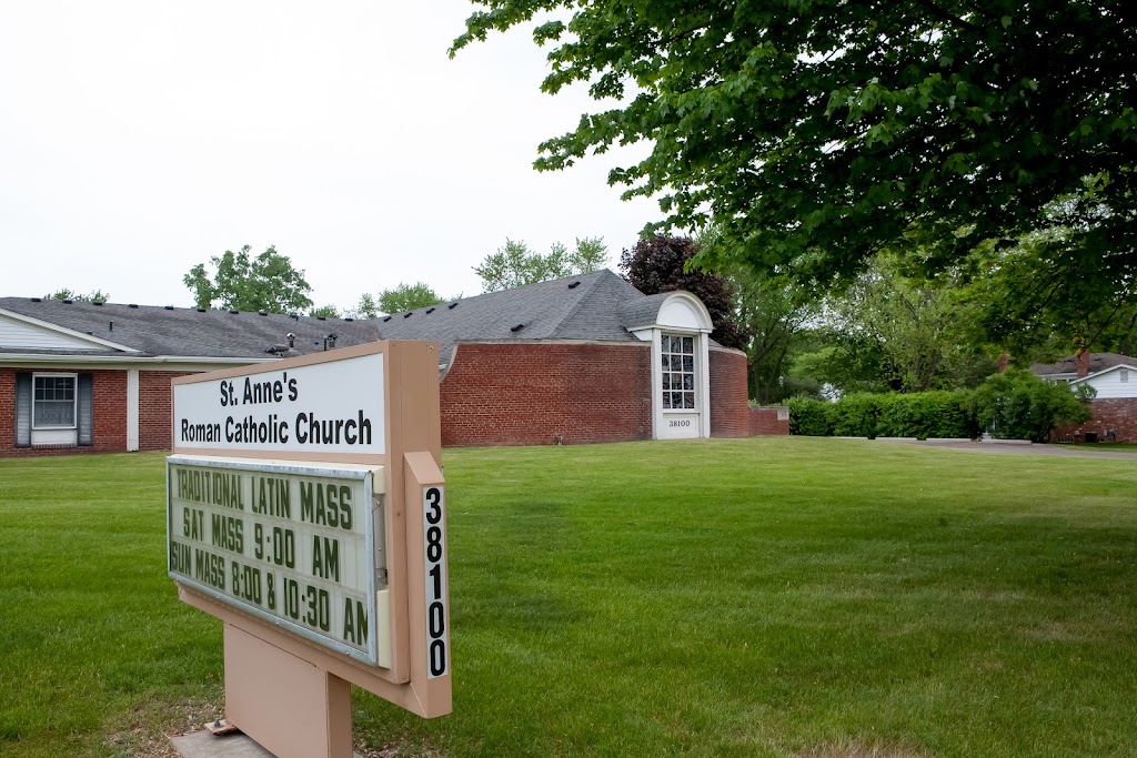 St Annes SSPX Church | 38100 Five Mile Rd, Livonia, MI 48154, USA | Phone: (734) 462-3200