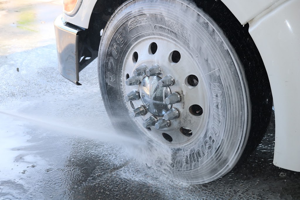 EZ Wash Truck Wash Center | 4465 Buffalo Rd, Selma, NC 27576, USA | Phone: (919) 995-7984