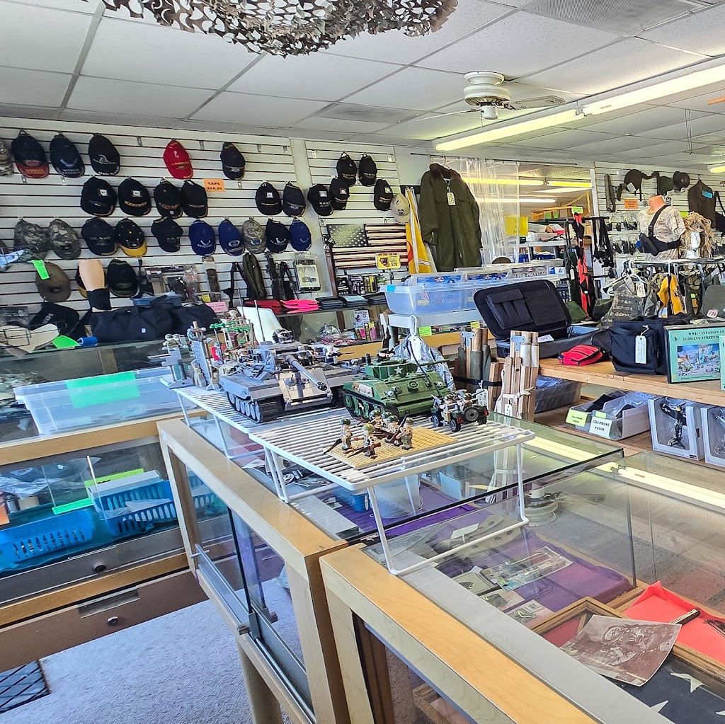 WRB Military Surplus | 131 E Main St, Gun Barrel City, TX 75156, USA | Phone: (903) 887-2899