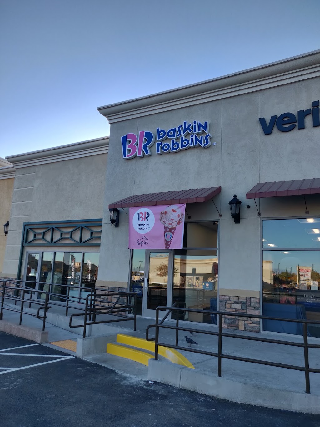 Baskin-Robbins | 10650 Southern Highlands Pkwy Ste 103, Las Vegas, NV 89141, USA | Phone: (702) 803-7410