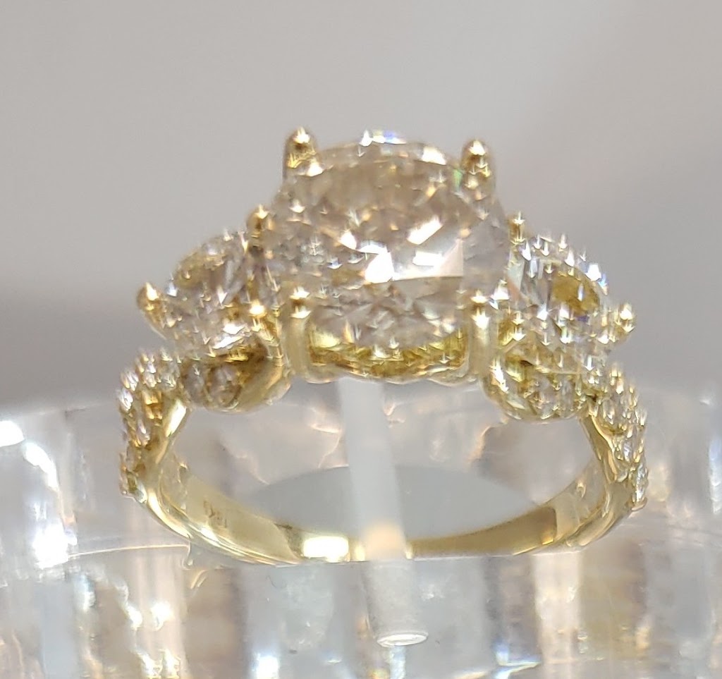Bella Fine Jewelry | Hamilton Square, Guilderland, NY 12084, USA | Phone: (518) 250-5433