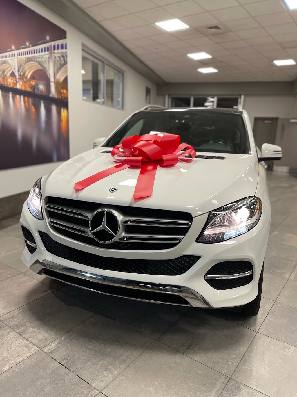 Mercedes-Benz of Bedford | 18122 Rockside Rd, Bedford, OH 44146, USA | Phone: (440) 439-0100