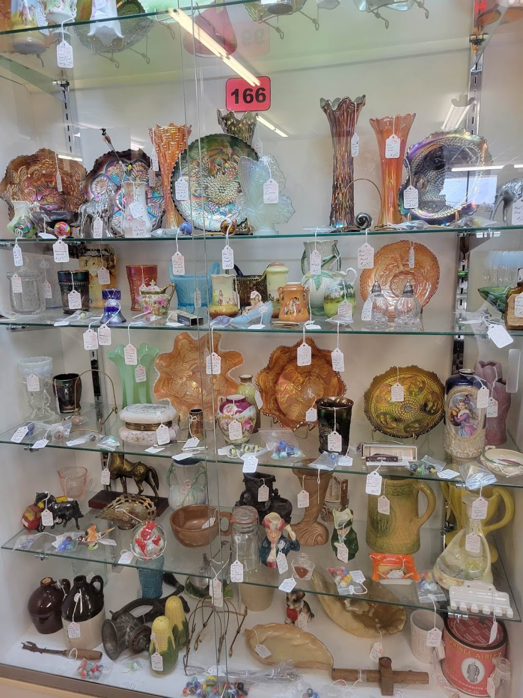 Paramount East Antique Mall | 10187 US-54, Augusta, KS 67010 | Phone: (316) 775-3999