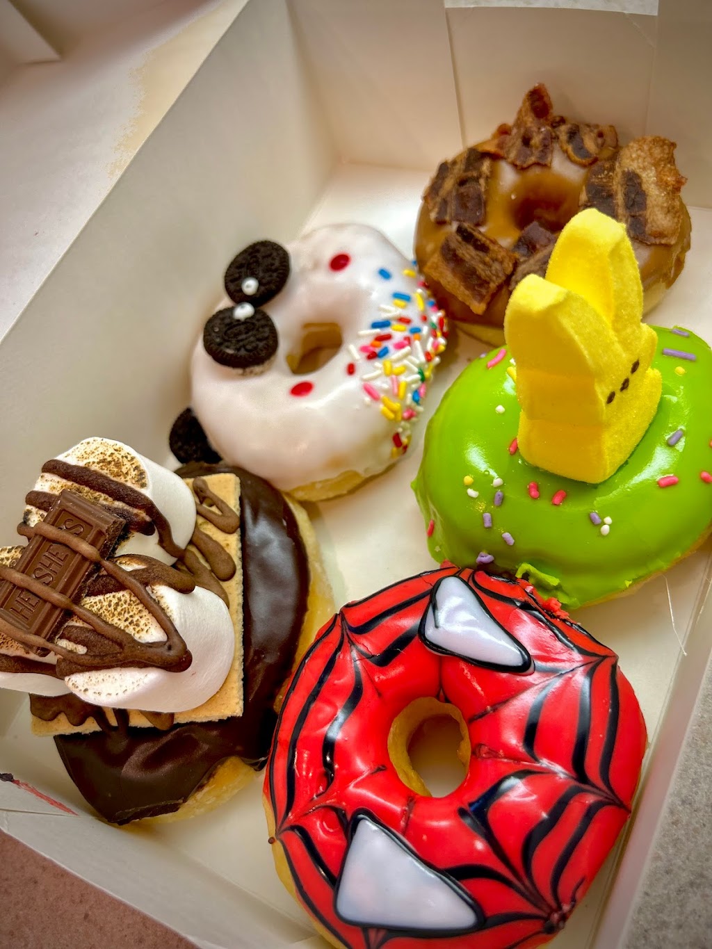 A & H Donuts | 3412 W 7th St, Fort Worth, TX 76107, USA | Phone: (817) 882-9011