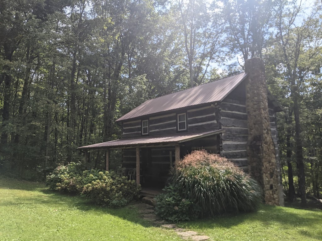 Little Cola Cabins | 14729 Little Cola Rd, Rockbridge, OH 43149, USA | Phone: (740) 216-6173