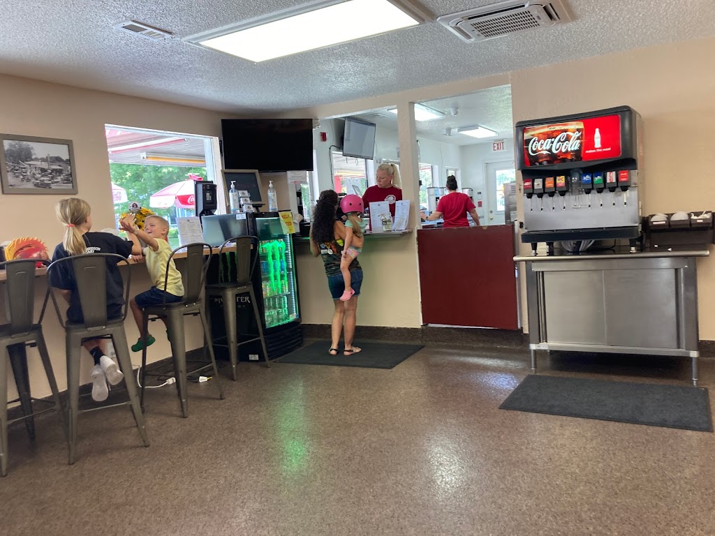 The Marine Diner | 302 W Division St, Marine, IL 62061, USA | Phone: (618) 887-2046 The Marine Diner | 302 W Division St, Marine, IL 62061, USA | Phone: (618) 887-2046