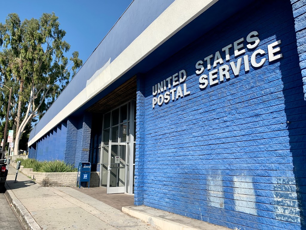 USPS Beverly Hills Carrier Annex | 820 N San Vicente Blvd, West Hollywood, CA 90069, USA | Phone: (310) 652-5435