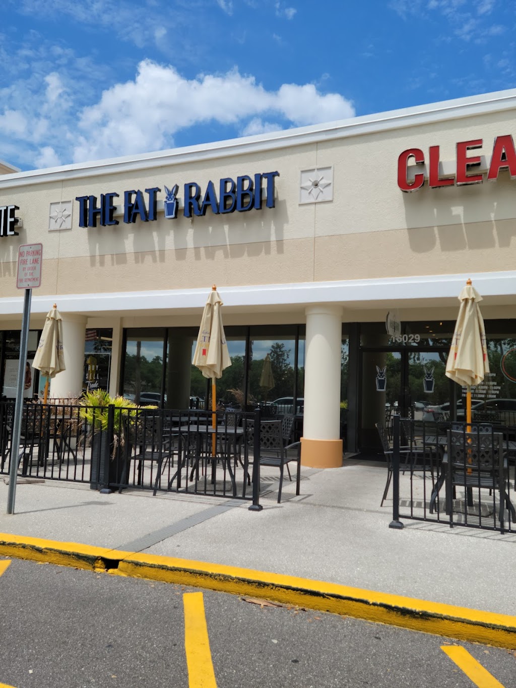 The Fat Rabbit Pub | 16029 Tampa Palms Blvd W, Tampa, FL 33647, USA | Phone: (813) 252-3004