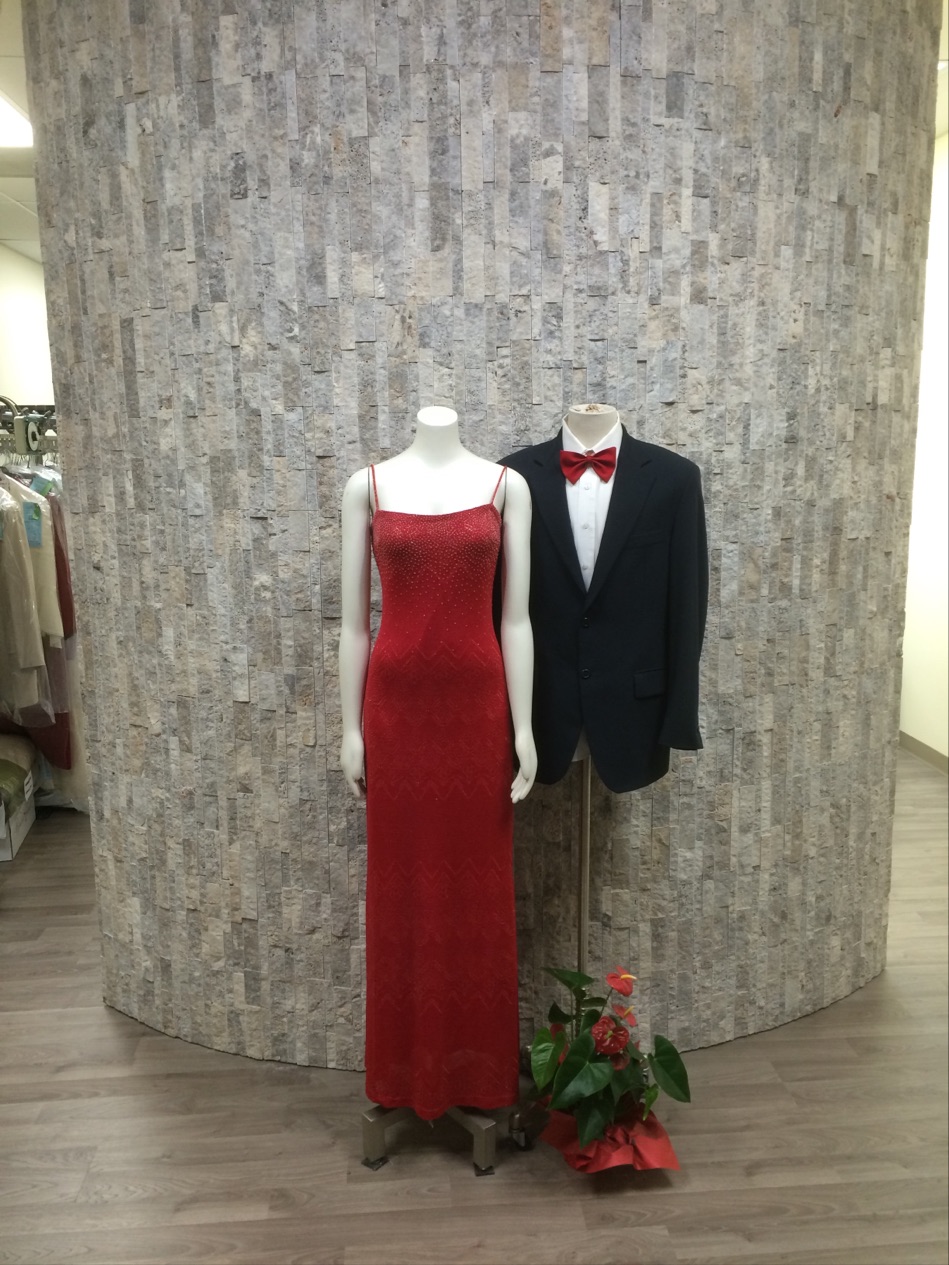 Valis Alterations & Cleaners | 5050 Rocklin Rd, Rocklin, CA 95677, USA | Phone: (916) 625-9359