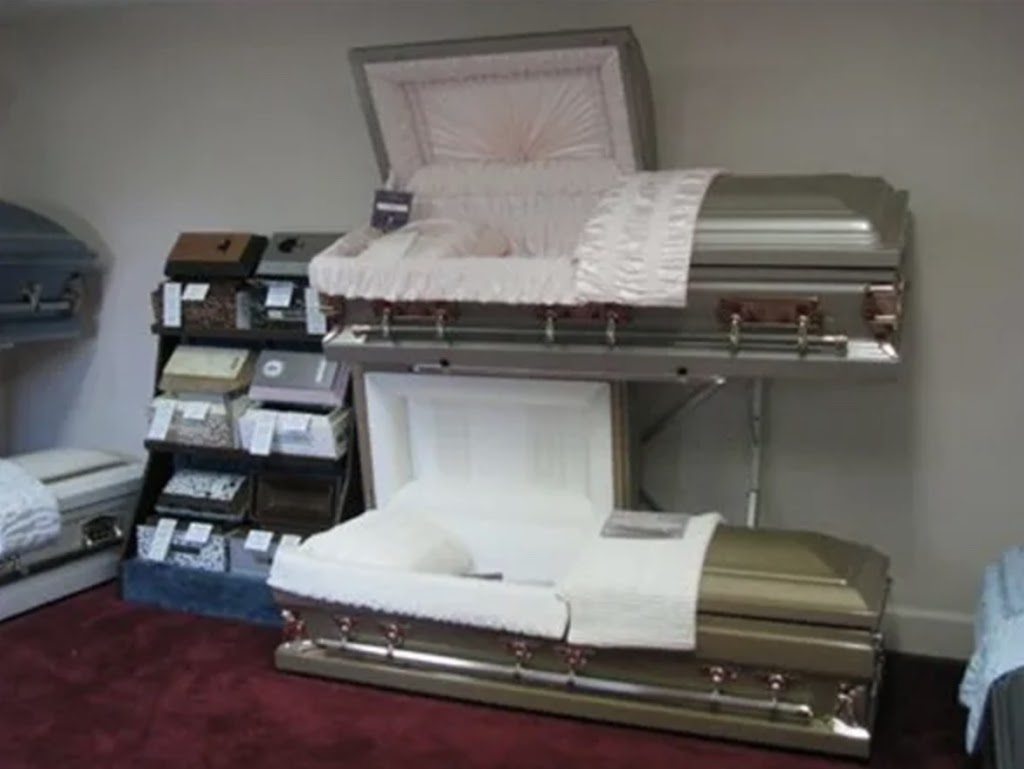 Vorhis & Ryan Funeral Home | 5501 Montgomery Rd, Norwood, OH 45212, USA | Phone: (513) 631-4884