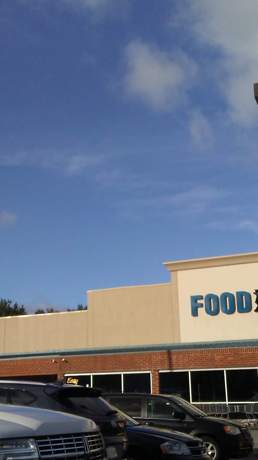 Food Lion | 1941 S Church St, Smithfield, VA 23430, USA | Phone: (757) 357-0200
