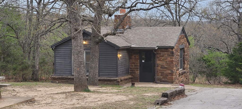 Cabins at Osage hills park | OK-35, Bartlesville, OK 74003, USA | Phone: (918) 336-5635