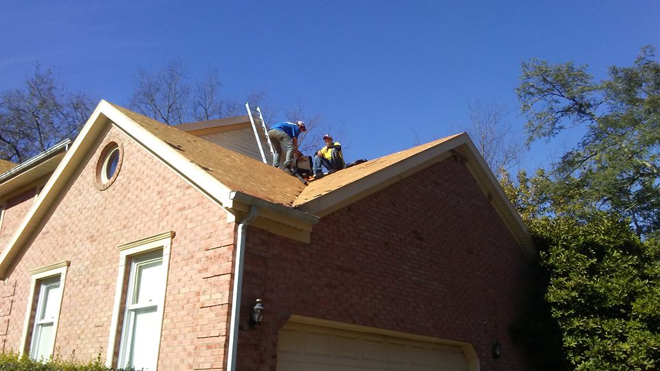 Disbro Roofing LLC | 215 Tebbs Ave, Greendale, IN 47025, USA | Phone: (812) 221-4259