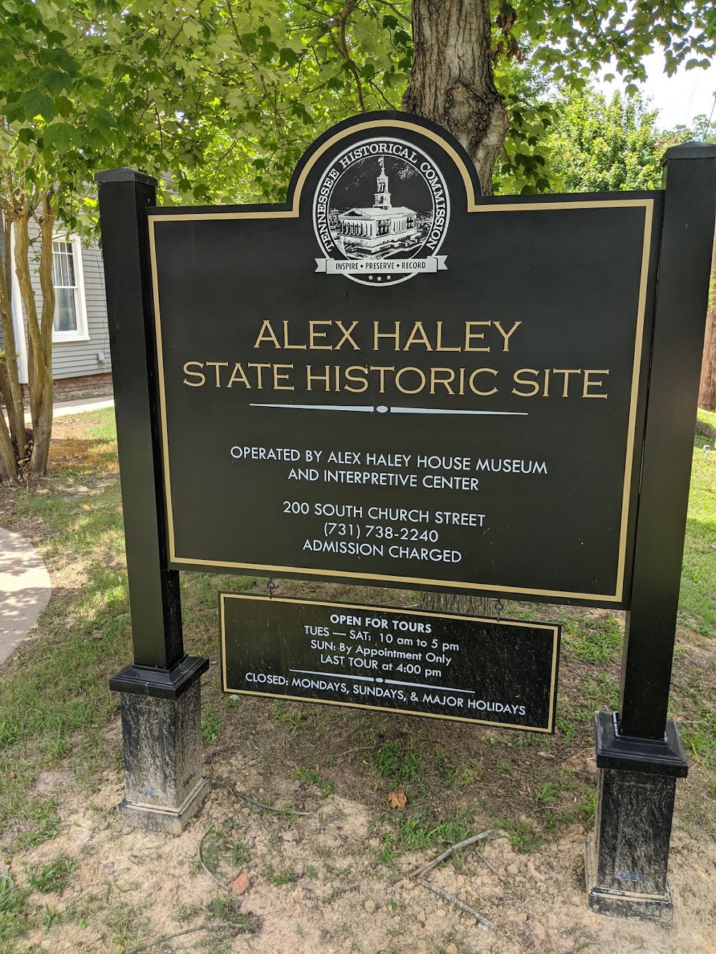 Alex Haley Museum and Interpretive Center | 200 Church St, Henning, TN 38041, USA | Phone: (731) 738-2240