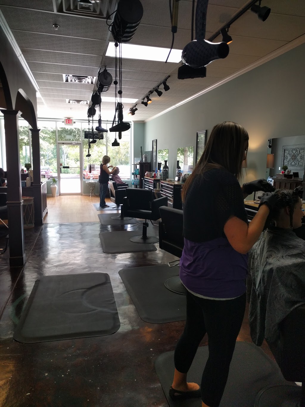 Salon 922 | 922 Gainesville Hwy, Buford, GA 30518, USA | Phone: (470) 326-5844