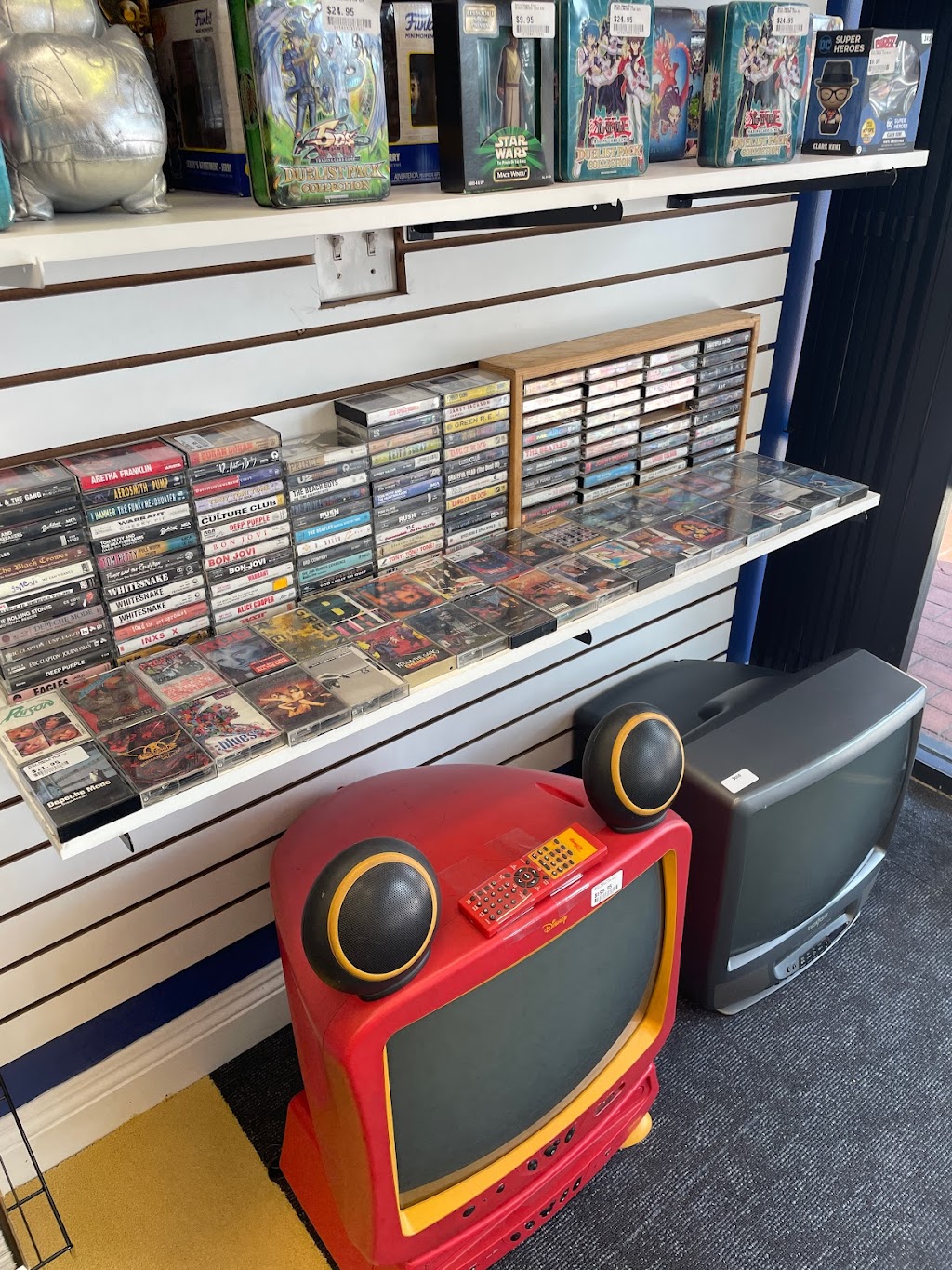 Retro Games Plus | 4429 Redondo Beach Blvd, Lawndale, CA 90260, USA | Phone: (310) 921-8813