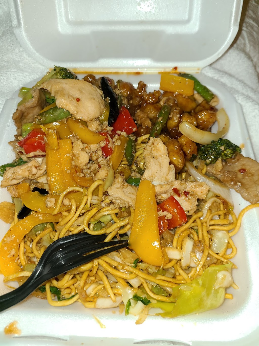 Panda Express | 1560 Mall Dr, Norfolk, VA 23511, USA | Phone: (757) 321-1640