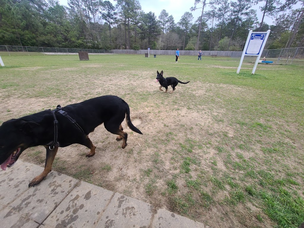 Pretty Acres Dog Park | 301 S Orchard Ln, Covington, LA 70433, USA | Phone: (985) 626-7997