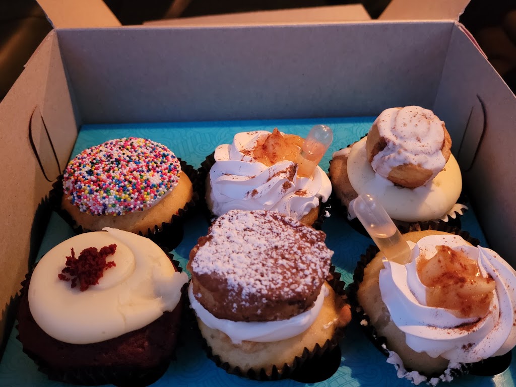 Smallcakes Scarsdale | 749 Central Park Ave, Scarsdale, NY 10583, USA | Phone: (914) 713-3971