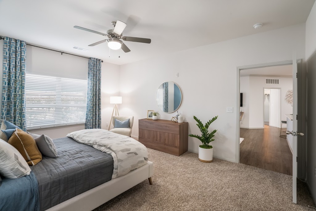 Ventana at Plum Creek | 4624 Cromwell Dr, Kyle, TX 78640, USA | Phone: (512) 675-7454