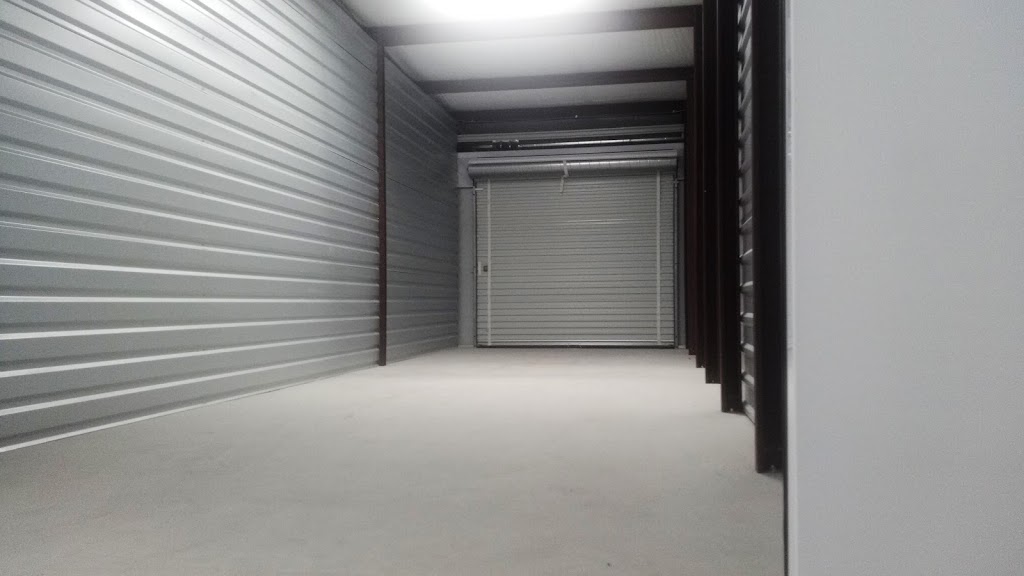 Alpha Mini Storage | 32525 Frontage Rd, Boerne, TX 78006, USA | Phone: (830) 215-9513