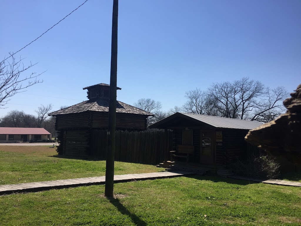 Fort Inglish Museum | 800 W Sam Rayburn Dr, Bonham, TX 75418, USA | Phone: (903) 583-3943