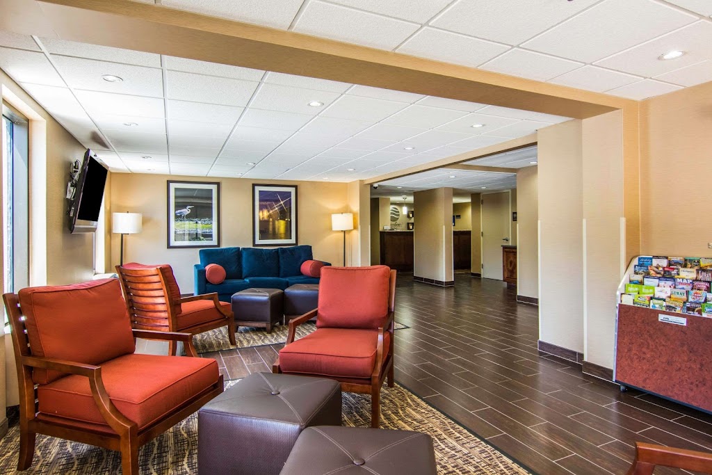 Comfort Inn Newport News/Williamsburg East | 16890 Warwick Blvd Building B, Newport News, VA 23603, USA | Phone: (757) 847-9187