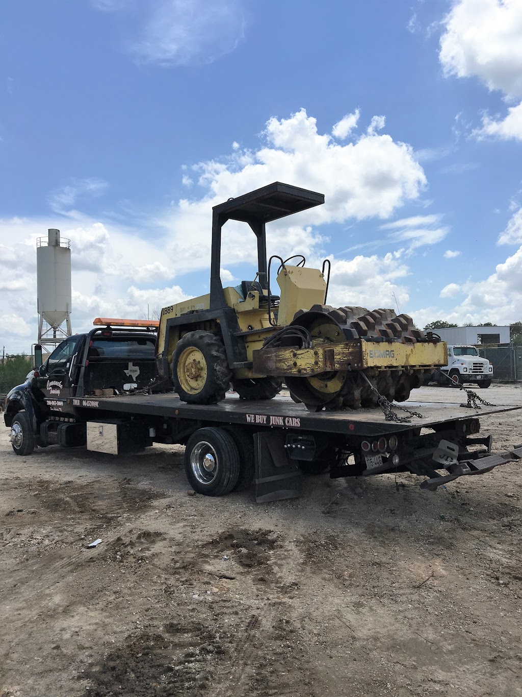 Comanche Towing and Automotive Repair | 3735 Grosenbacher Rd, San Antonio, TX 78245, USA | Phone: (210) 473-3705