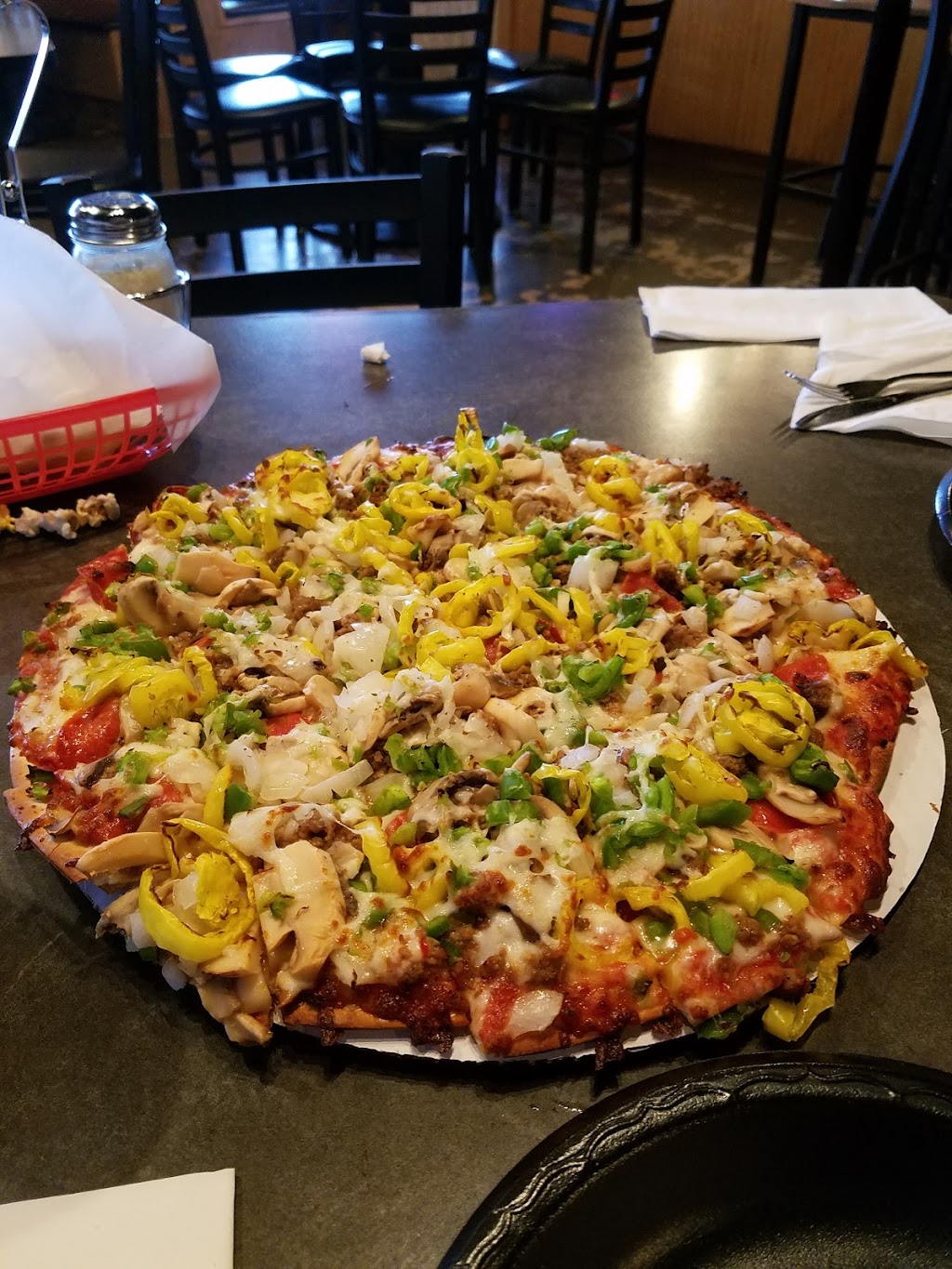 Grapevine Pizza | 8581 Refugee Rd, Pickerington, OH 43147, USA | Phone: (614) 837-2108