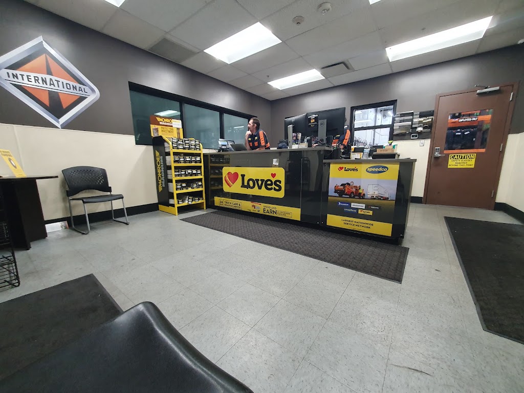 Loves Truck Care | 6421 N Interstate 35, Denton, TX 76207, USA | Phone: (940) 320-1457