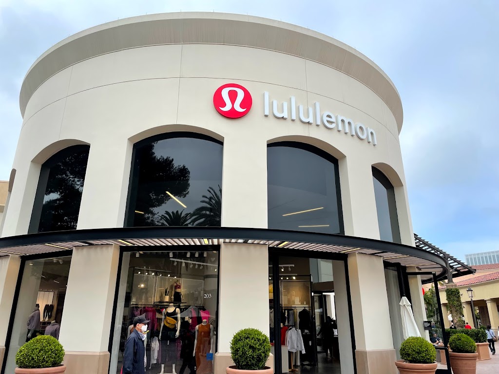 lululemon | 203 Newport Center Dr, Newport Beach, CA 92660, USA | Phone: (949) 749-4693