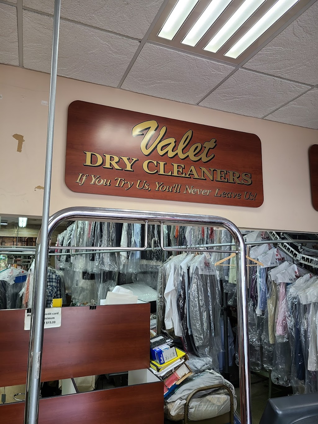 Valet Dry Cleaners Alterations | 1674 US-130, North Brunswick Township, NJ 08902, USA | Phone: (732) 821-0022