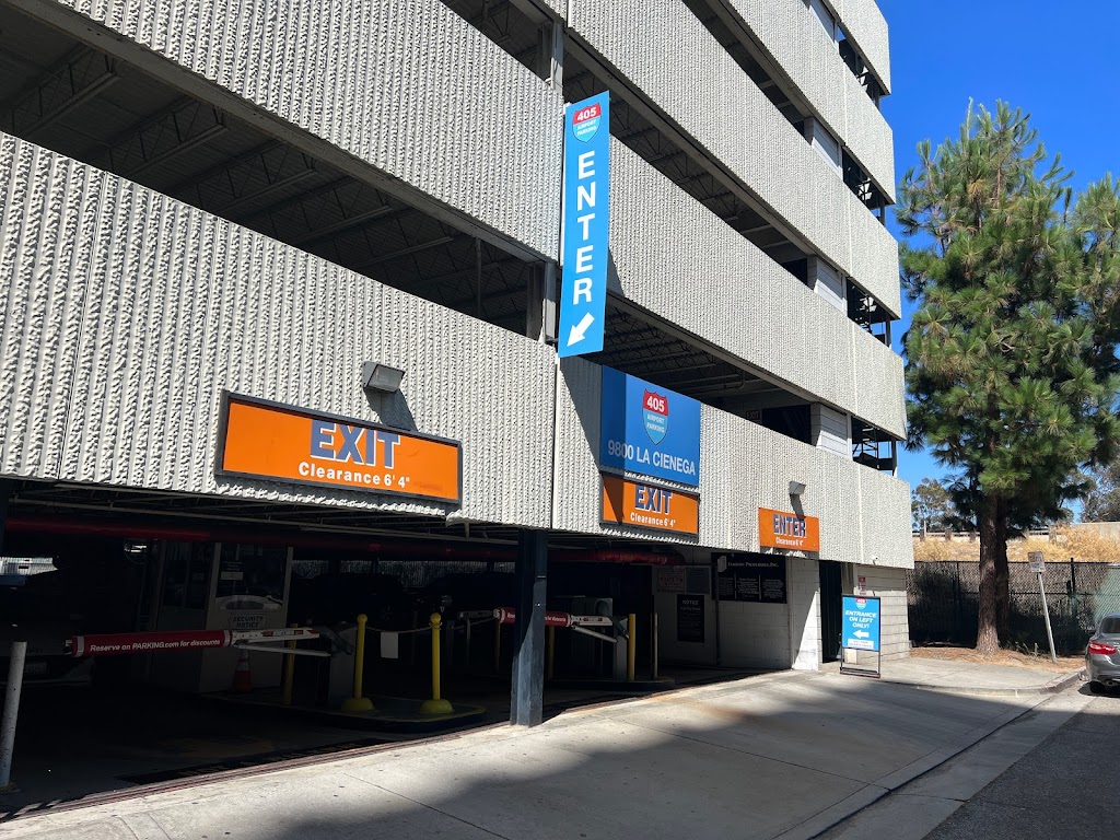 405 Airport Parking | 9800 La Cienega Blvd, Inglewood, CA 90301, USA | Phone: (310) 216-9235