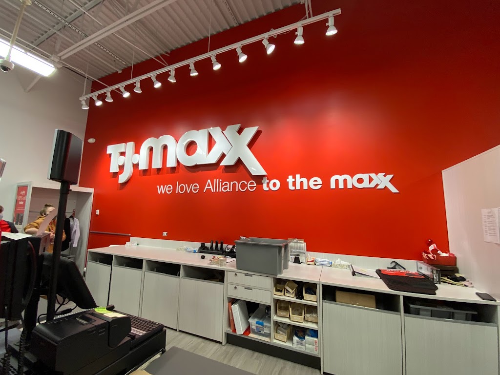 T.J. Maxx | 2642 W State St, Alliance, OH 44601, USA | Phone: (330) 829-5010