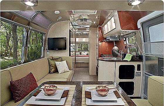 Seattle Airstream Adventures | 300 Meridian Ave E, Milton, WA 98354, USA | Phone: (253) 201-4595