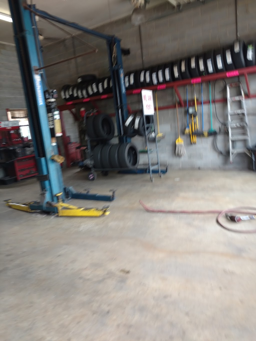 Fores Tire & Lube | 7111 Broadway Rd, Sanford, NC 27332, USA | Phone: (919) 499-4743