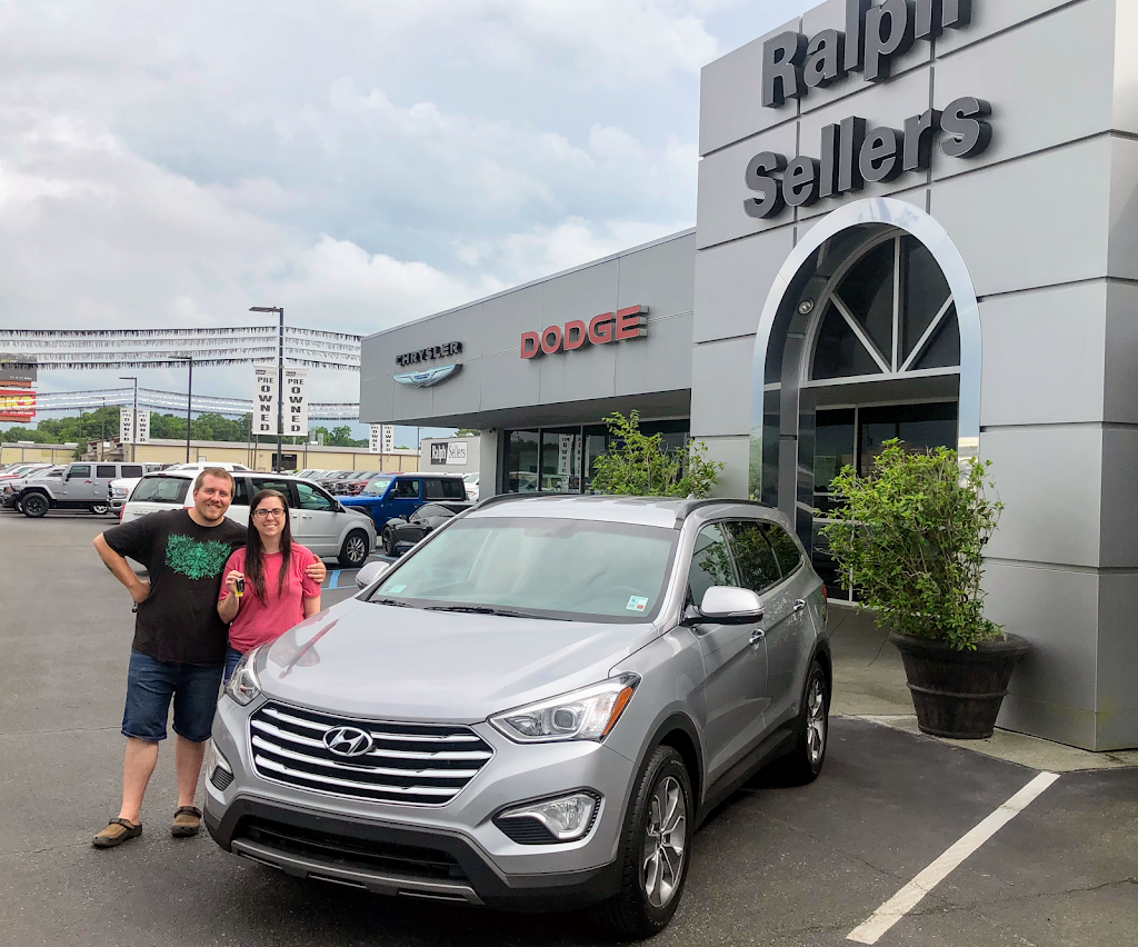 Ralph Sellers Chrysler Dodge Jeep RAM | 14215 Airline Hwy, Gonzales, LA 70737, USA | Phone: (225) 529-9160