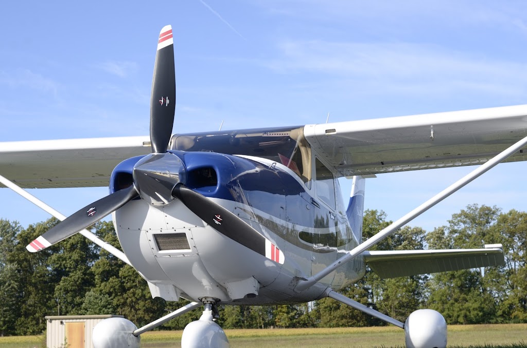 Wabash Municipal Airport | 283 W 400 S, Wabash, IN 46992, USA | Phone: (260) 563-4705