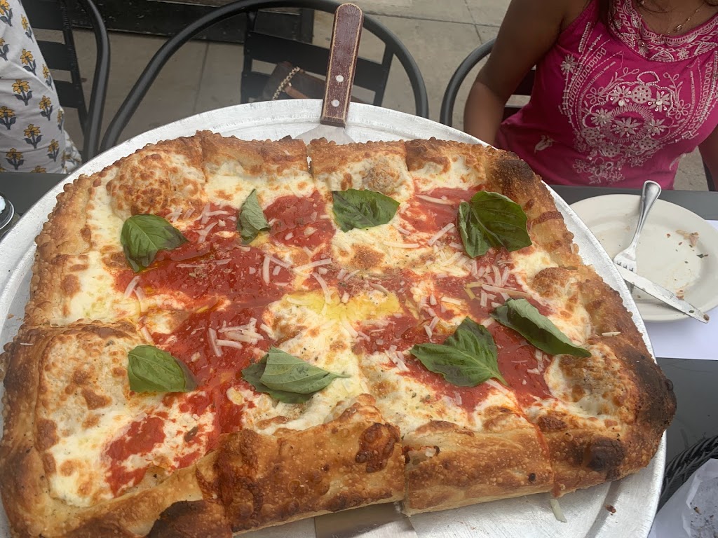 Pizza & Brew Scarsdale | 851 Central Park Ave, Scarsdale, NY 10583 | Phone: (914) 472-1032